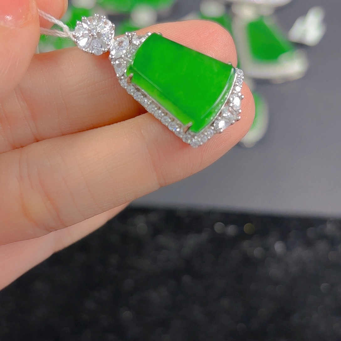 翡翠银S925镶嵌吊坠(不含链)