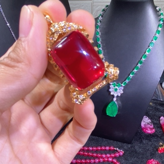 红宝石戒指未镶嵌