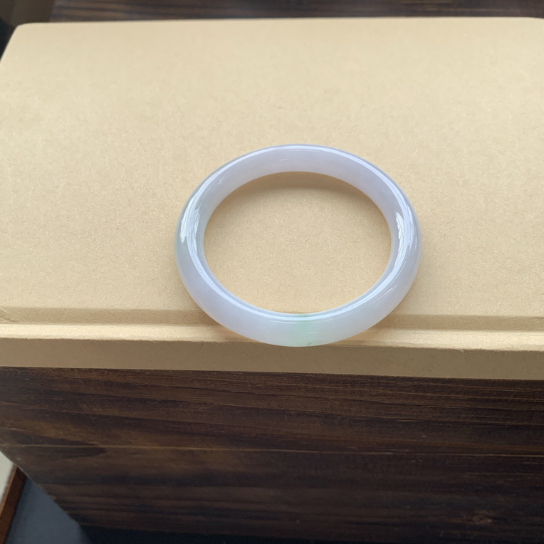 冰润飘花圆条手镯，特价3180圈口53.9-9-8.6，天然翡翠缅A小纹