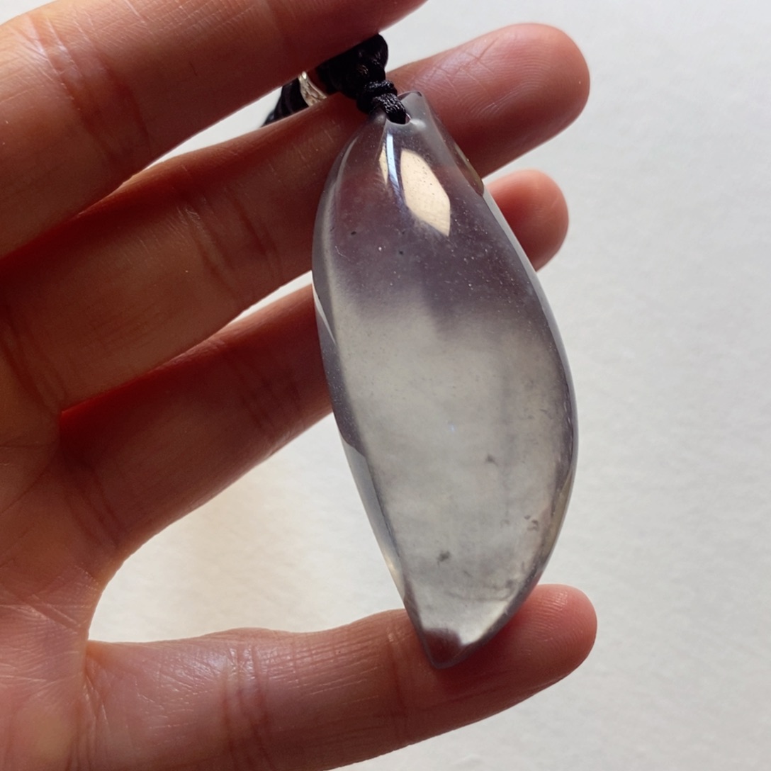 石英质玉颈饰未镶嵌