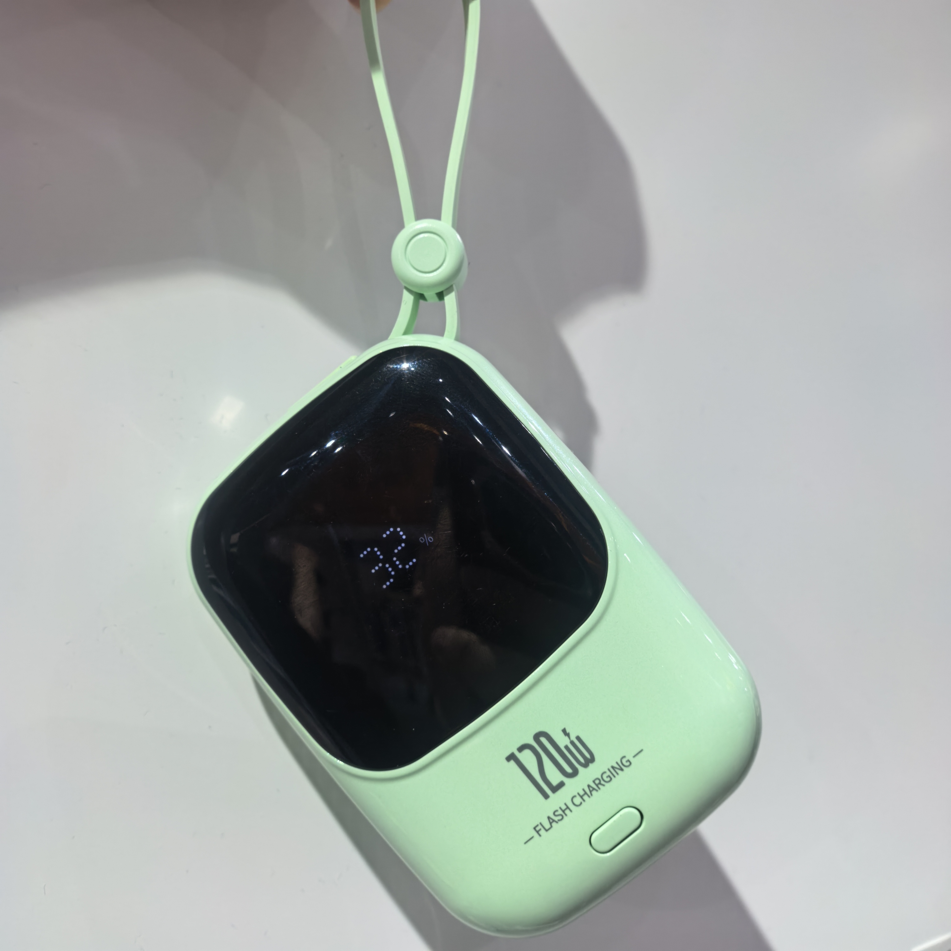 C108绿色一万的充宝宝-边夹