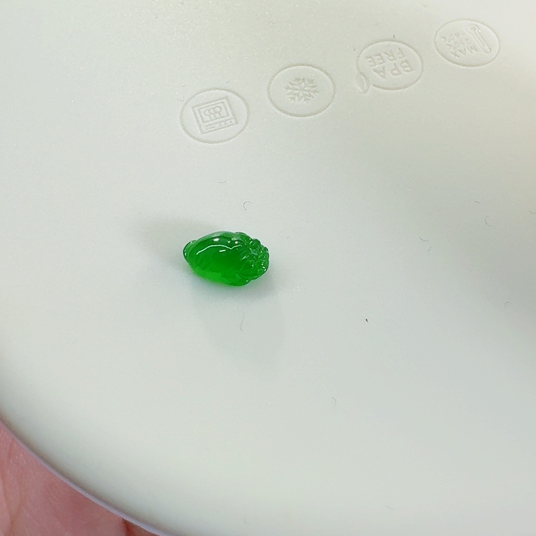 翡翠颈饰未镶嵌金蟾