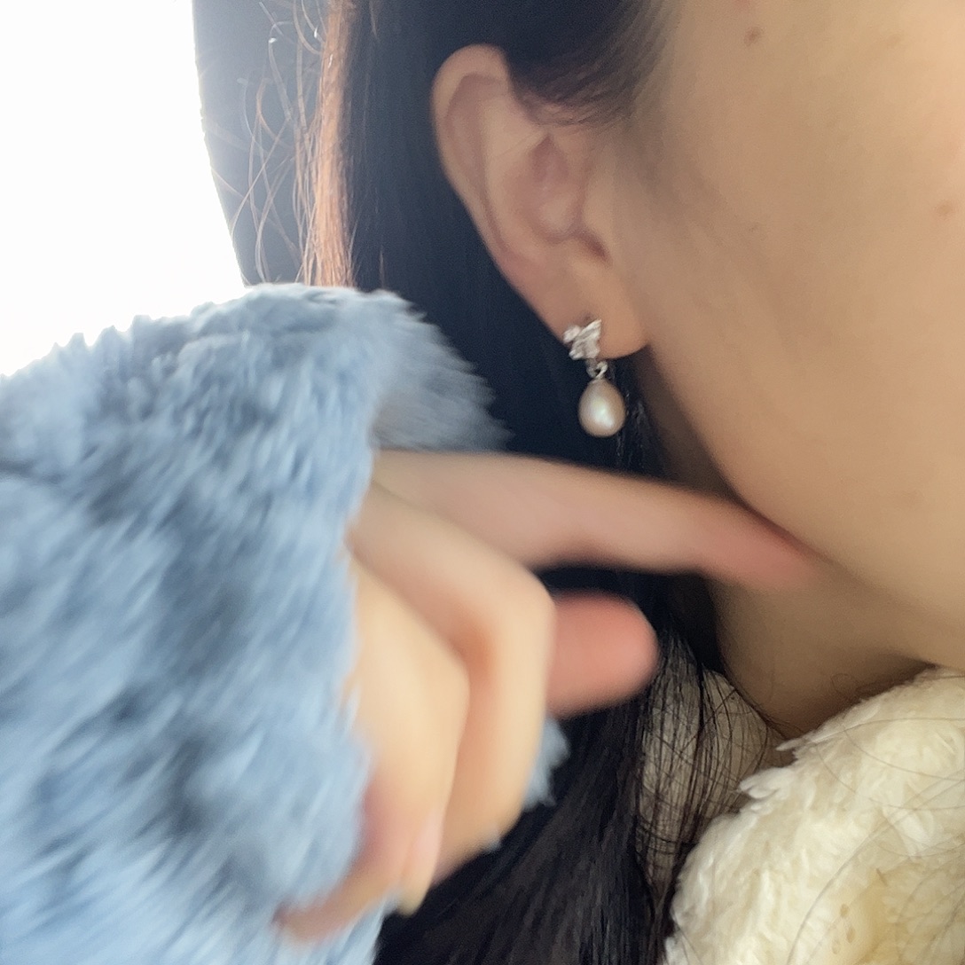 银S925镶嵌耳饰淡水珍珠