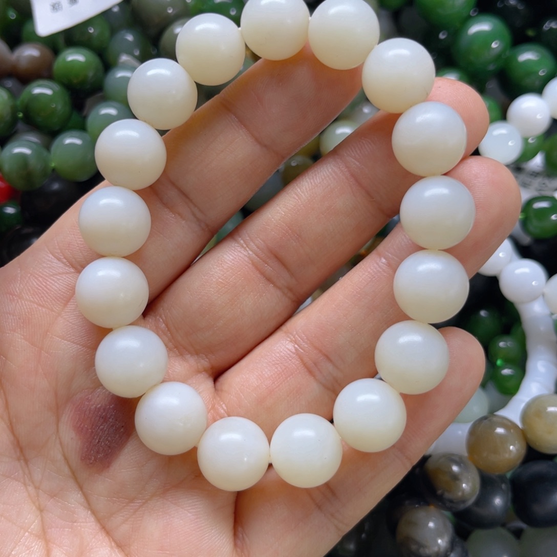 未镶嵌手链和田玉