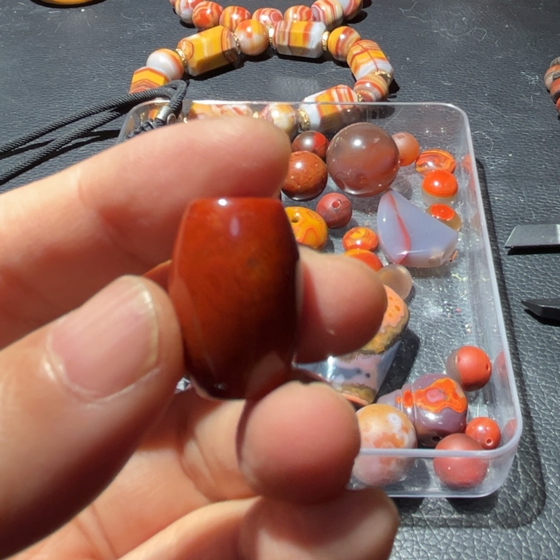 三***h玛瑙/玉髓未镶嵌珠宝奇石