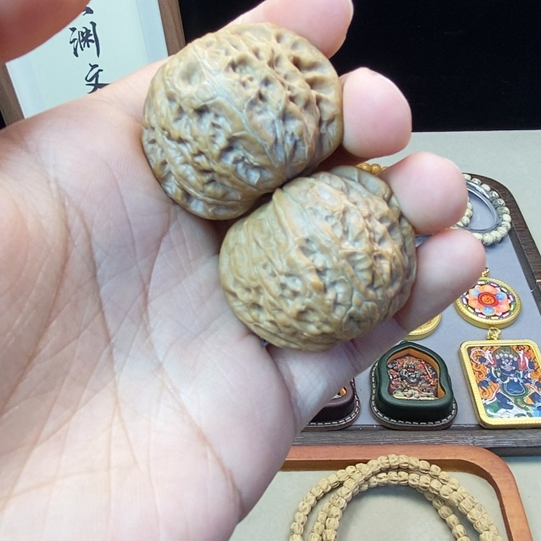 文玩核桃吊坠铁锤妹妹