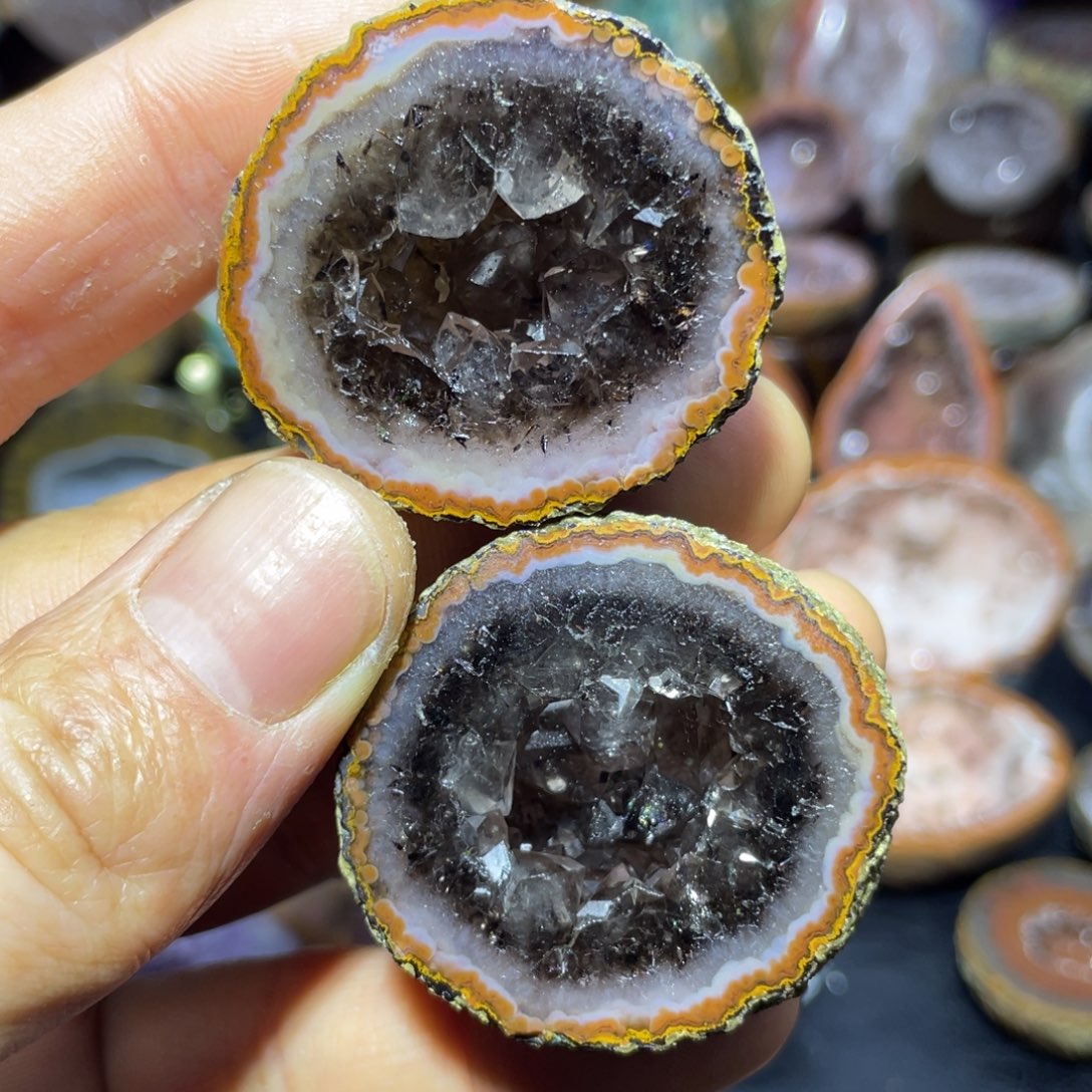 水晶大型摆件未镶嵌