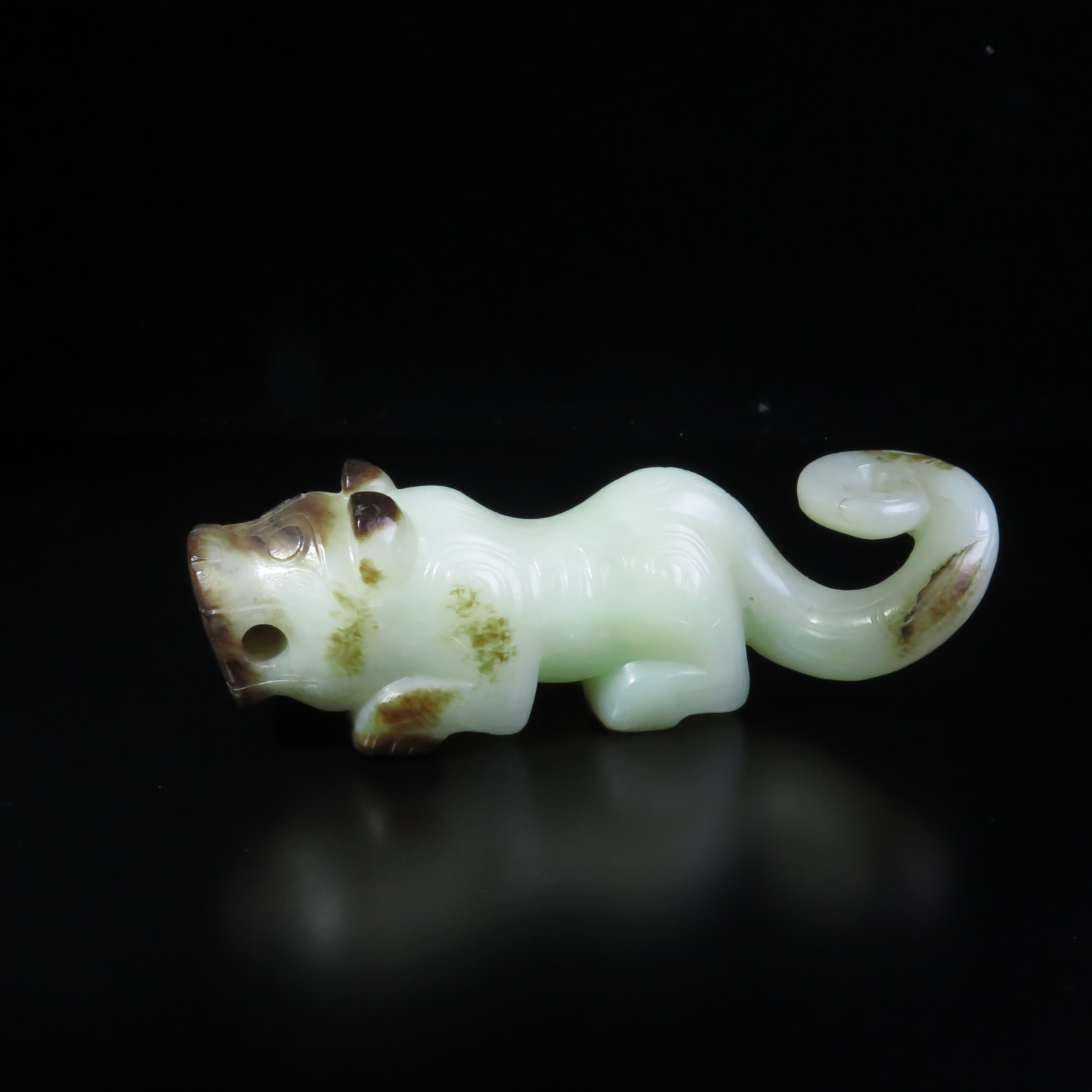 民国坡刀工卷尾玉虎/MZ519156/和田玉/民族文物