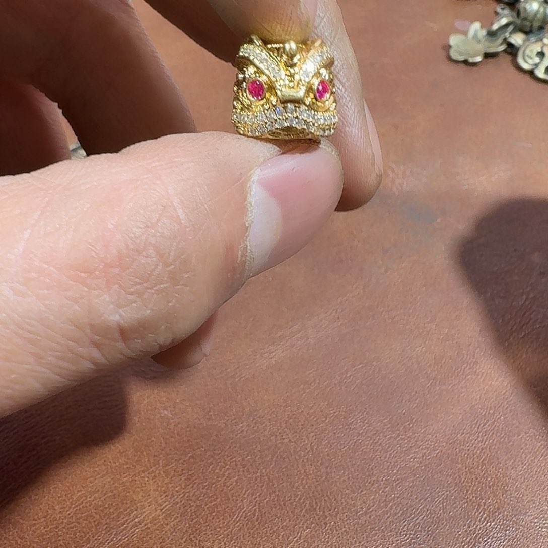 东西很好看很好看