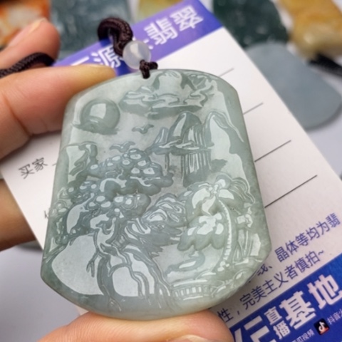 翡翠未镶嵌颈饰翡翠