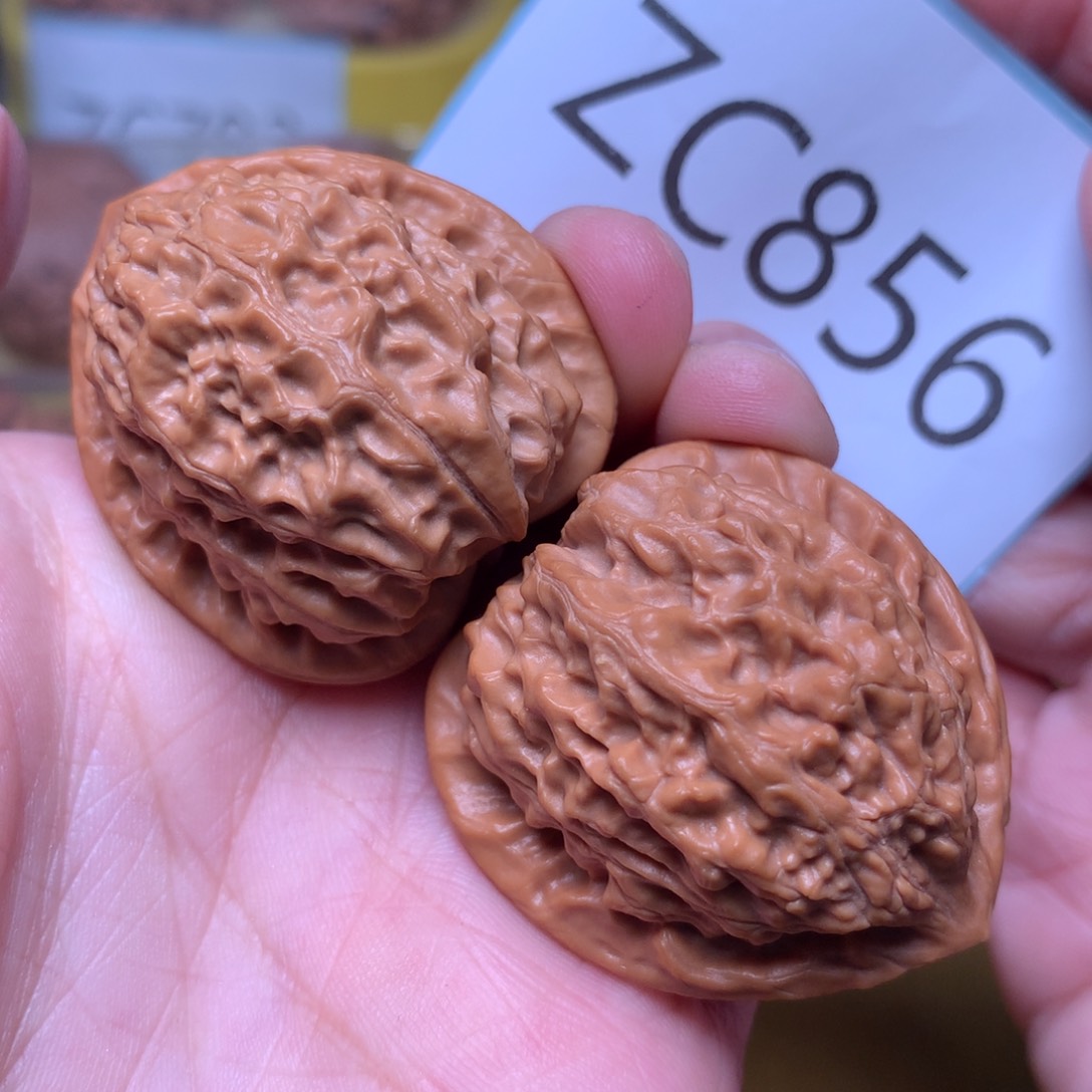 文玩核桃把件金牛35