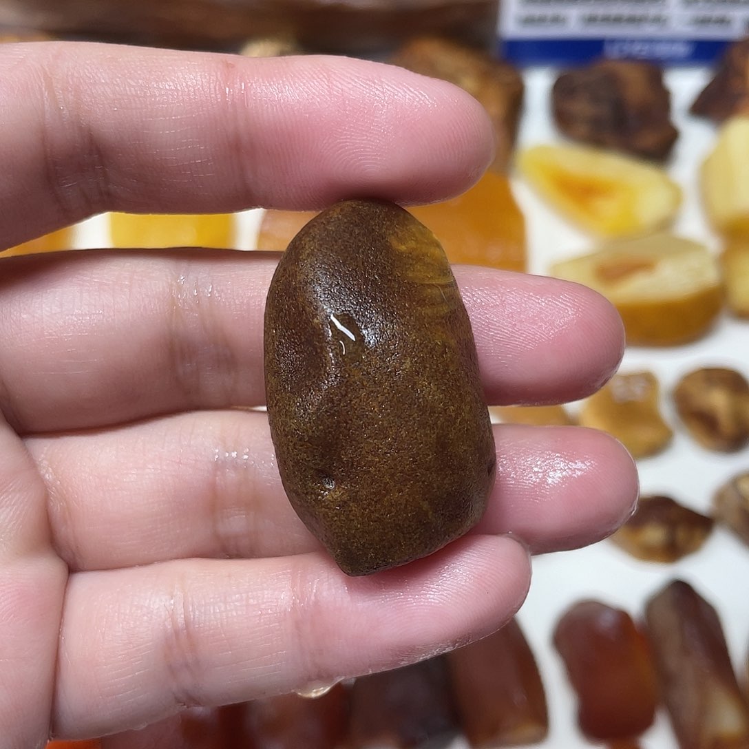 定制琥珀未镶嵌原矿，琥珀