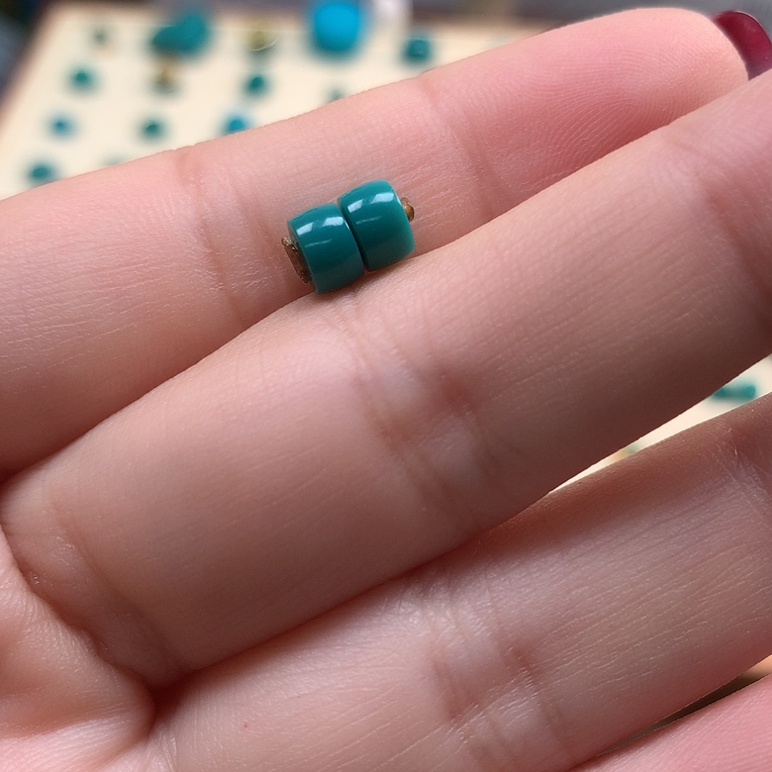 绿松石配饰未镶嵌