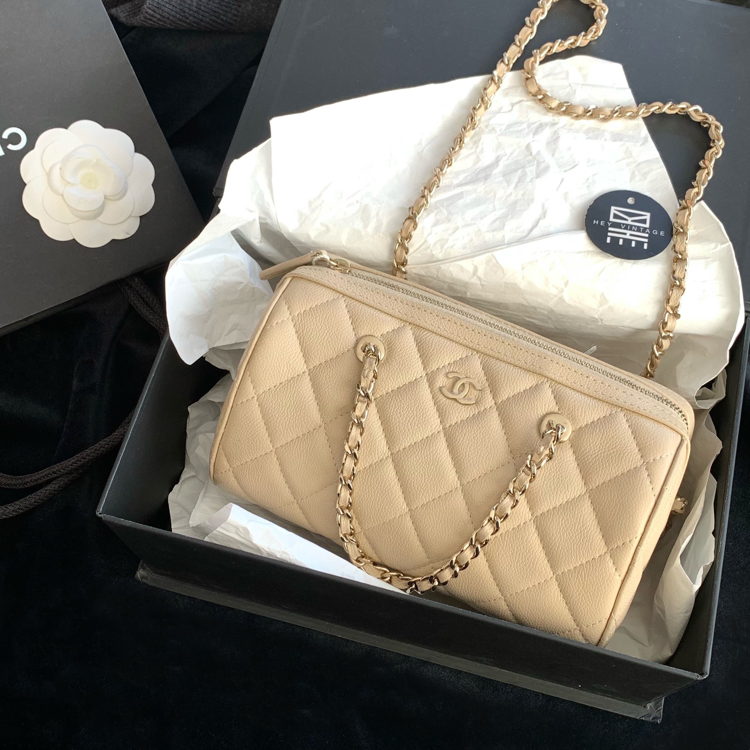 95新 Chanel/香奈儿 奶茶色鱼子酱保龄球  19cm 18857176