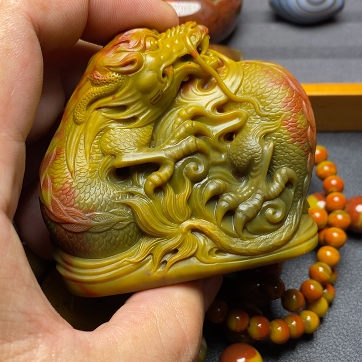 玛瑙/玉髓颈饰未镶嵌你****。