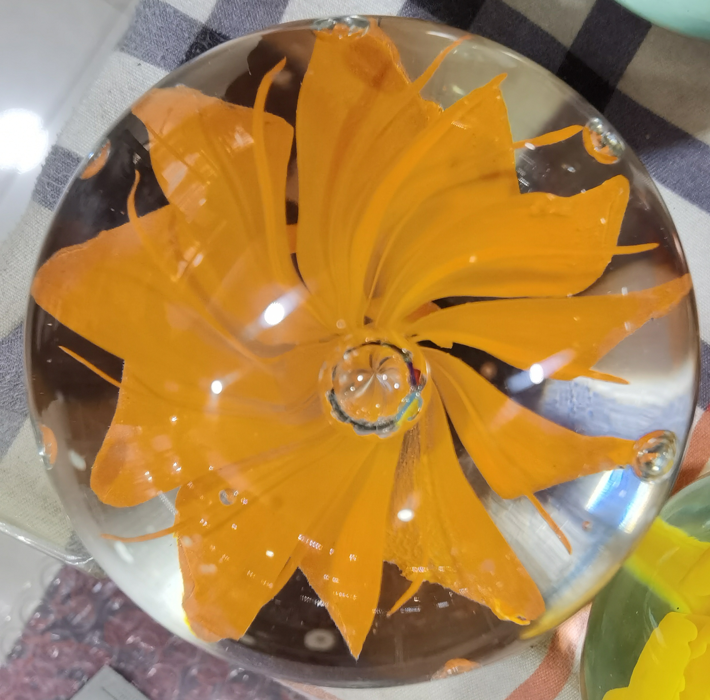 手工琉璃橙色带气泡扎花球创意桌面摆件