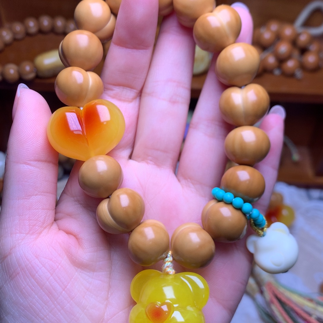 猴头核桃吊坠15高定屁桃手持定制