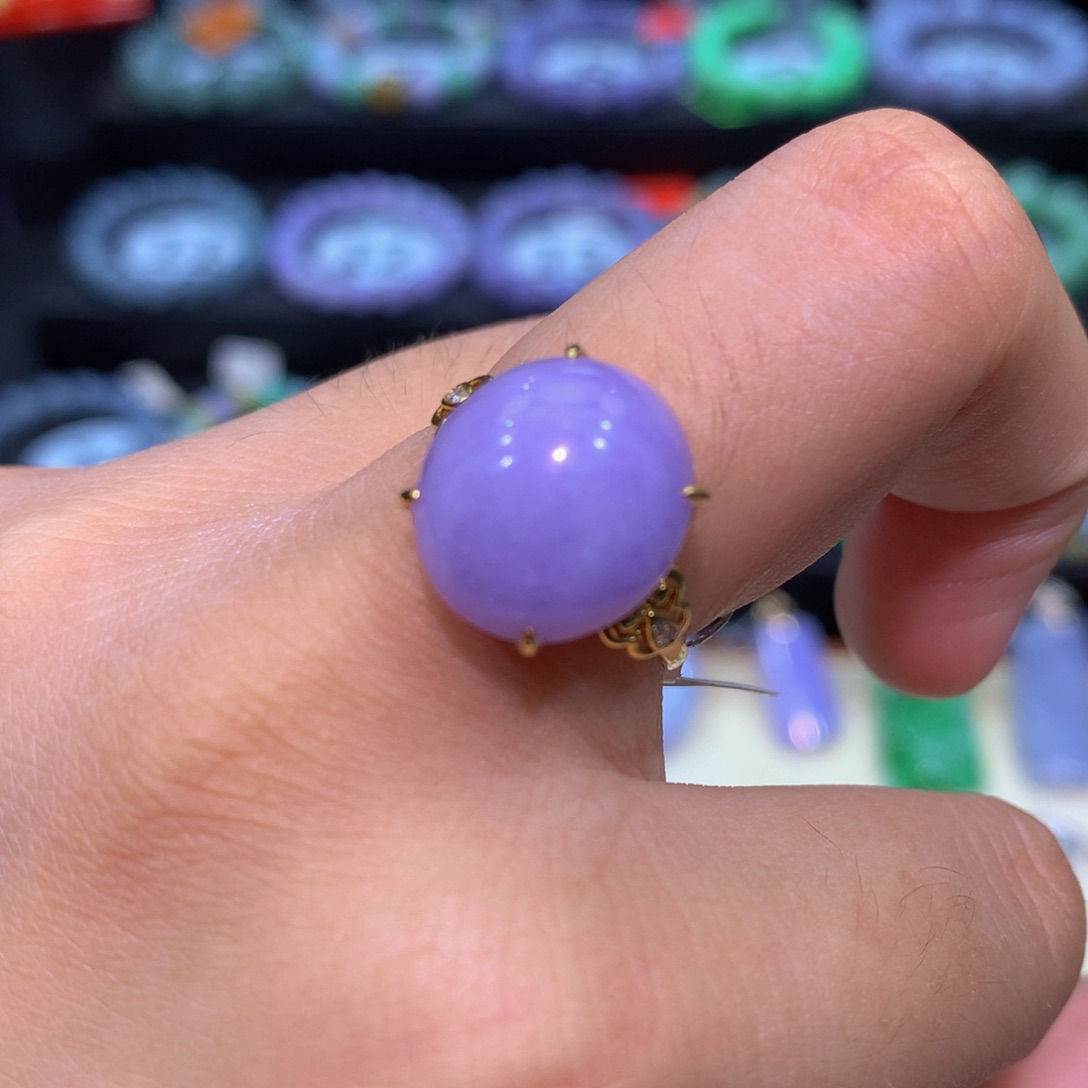 翡翠18K金镶嵌颈饰翡翠