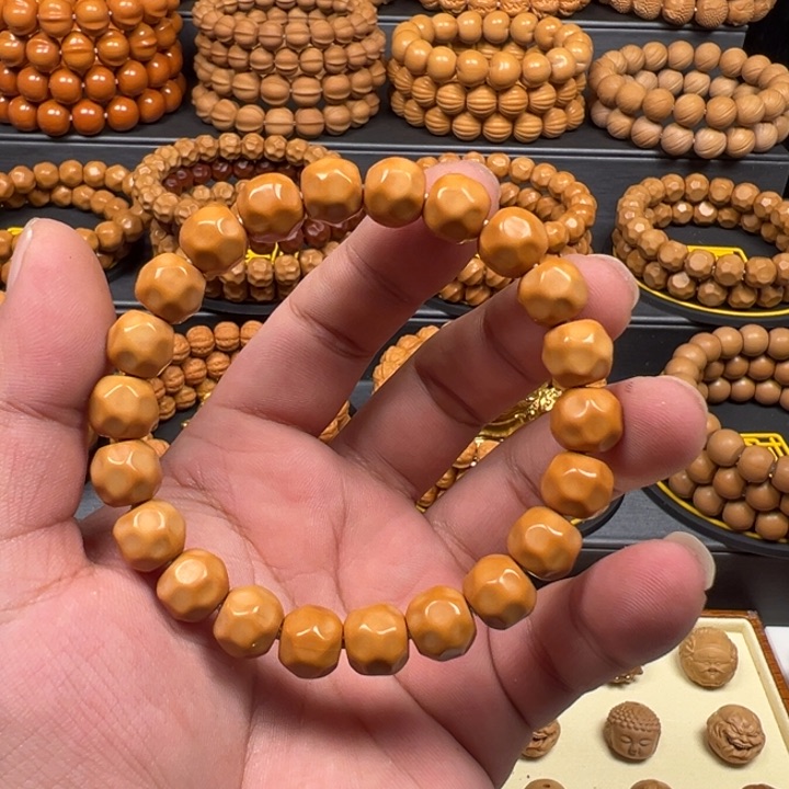 猴头核桃手串毛*卷果冻奶酪