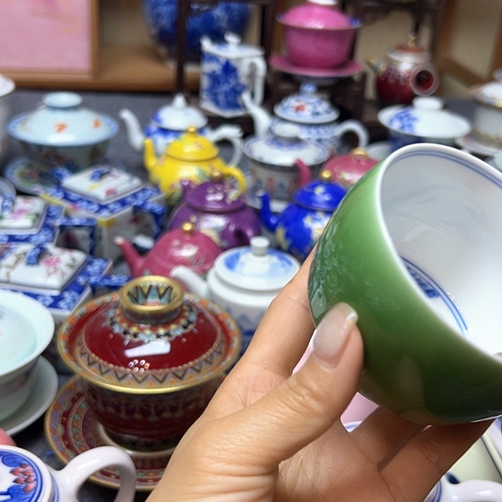 珐琅彩工艺等多种产品