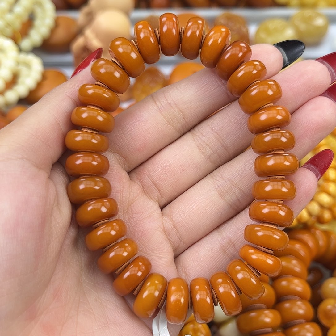 琥珀颈饰未镶嵌蜜蜡