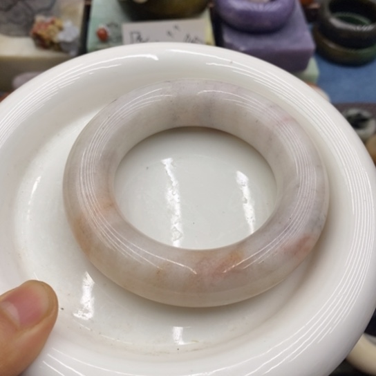 石英质玉合金手饰