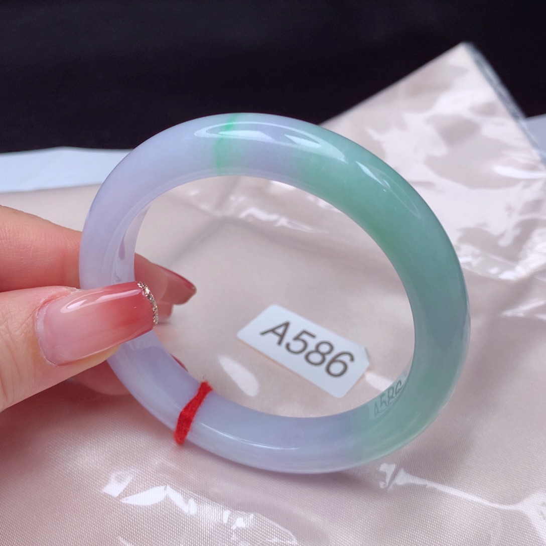 翡翠手镯未镶嵌手镯55