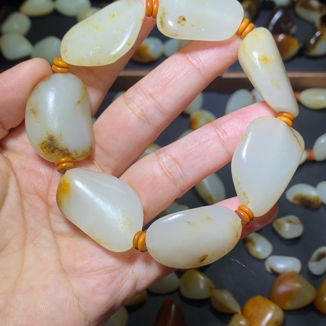 和田玉未镶嵌手链