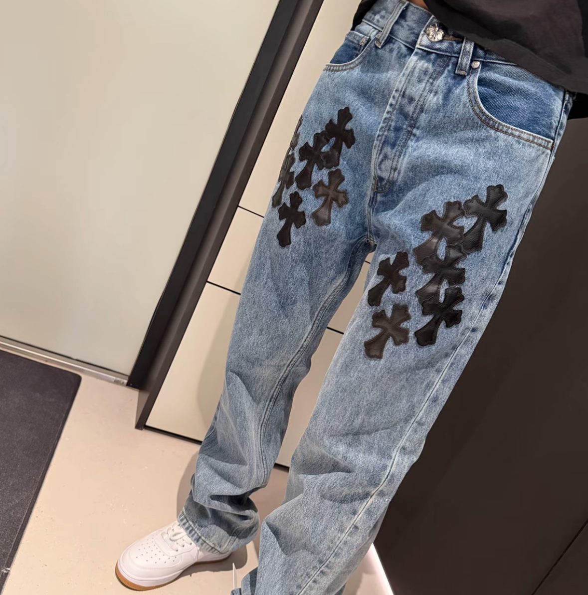 【子政同款】深蓝水洗十字大皮标时尚设计款潮流单的加绒儿童牛仔裤