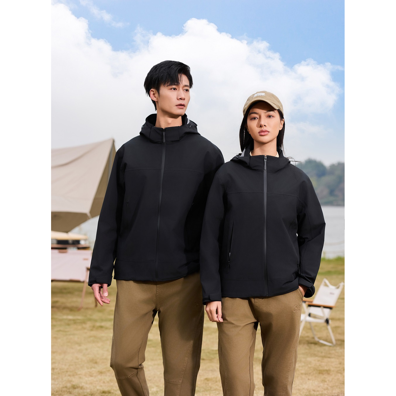 压胶冲锋衣国标男女款接缝防水户外薄款登山服高品质连帽旅行外套