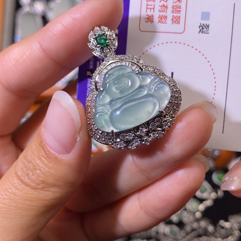 【闪购商品】翡翠颈饰未镶嵌天然