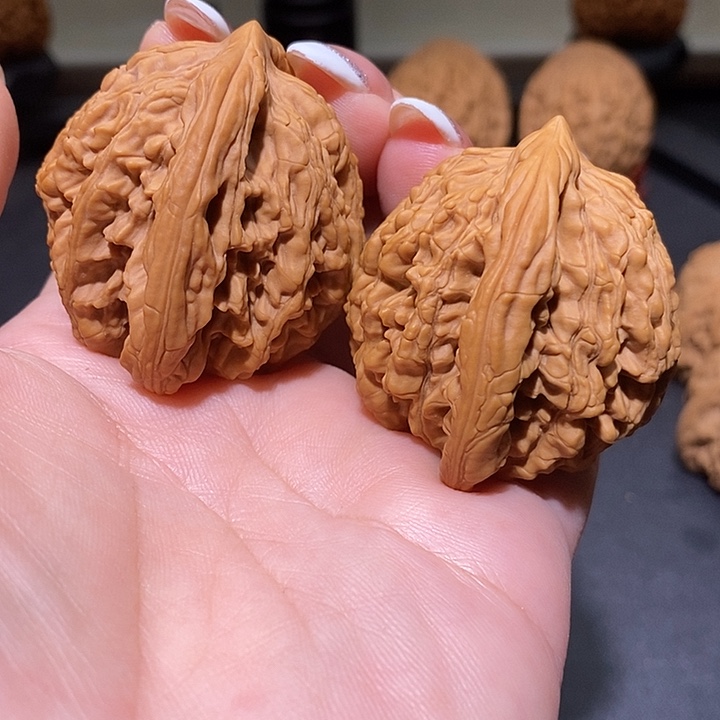 把件文玩核桃43.5蓟县粗筋虎头