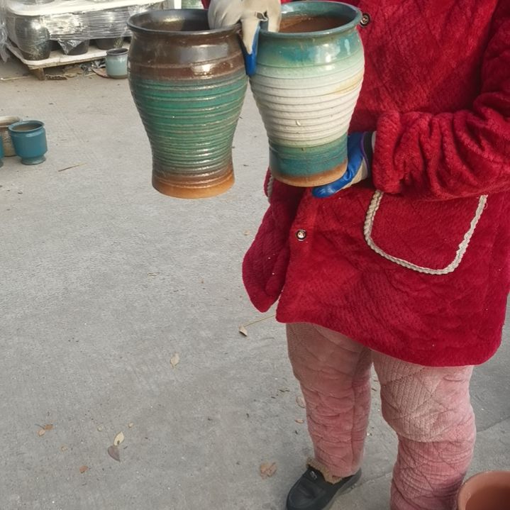 红陶口15高23瑕疵