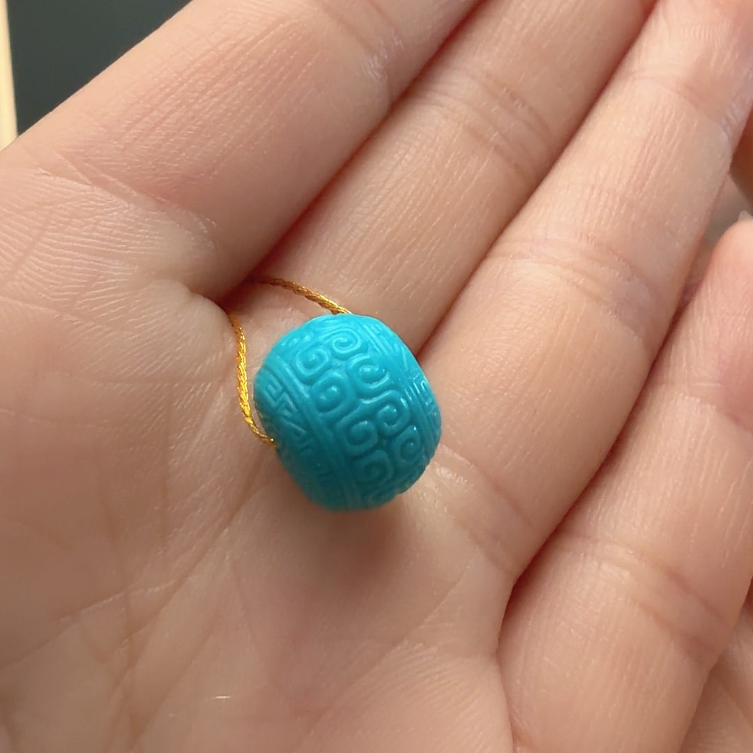 绿松石未镶嵌颈饰