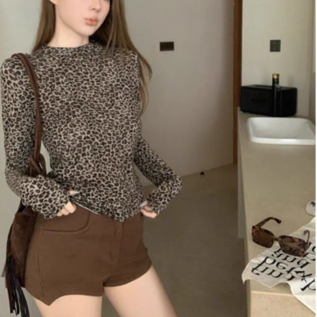新款辣妹时尚豹纹设计感圆领长袖t恤洋气修身打底衫