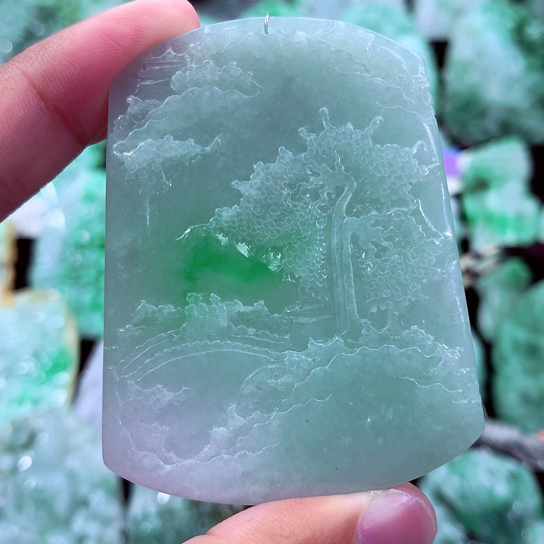 吊坠(不含链)未镶嵌翡翠