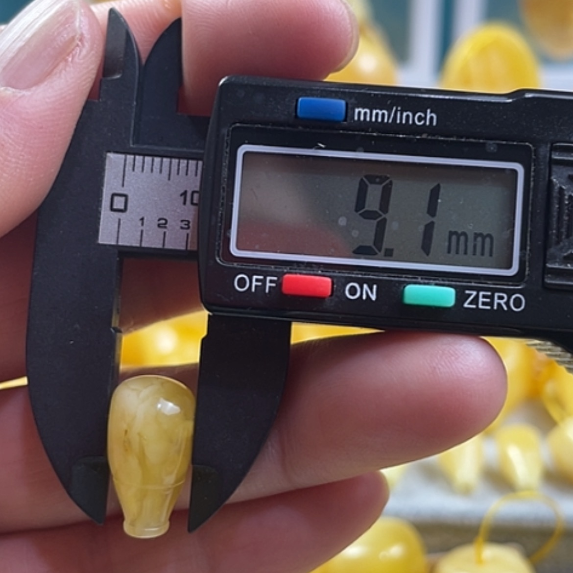 【闪购商品】琥珀裸石未镶嵌12杂