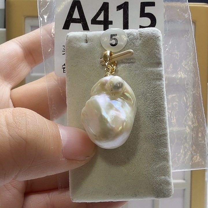 合成立方氧化锆合金