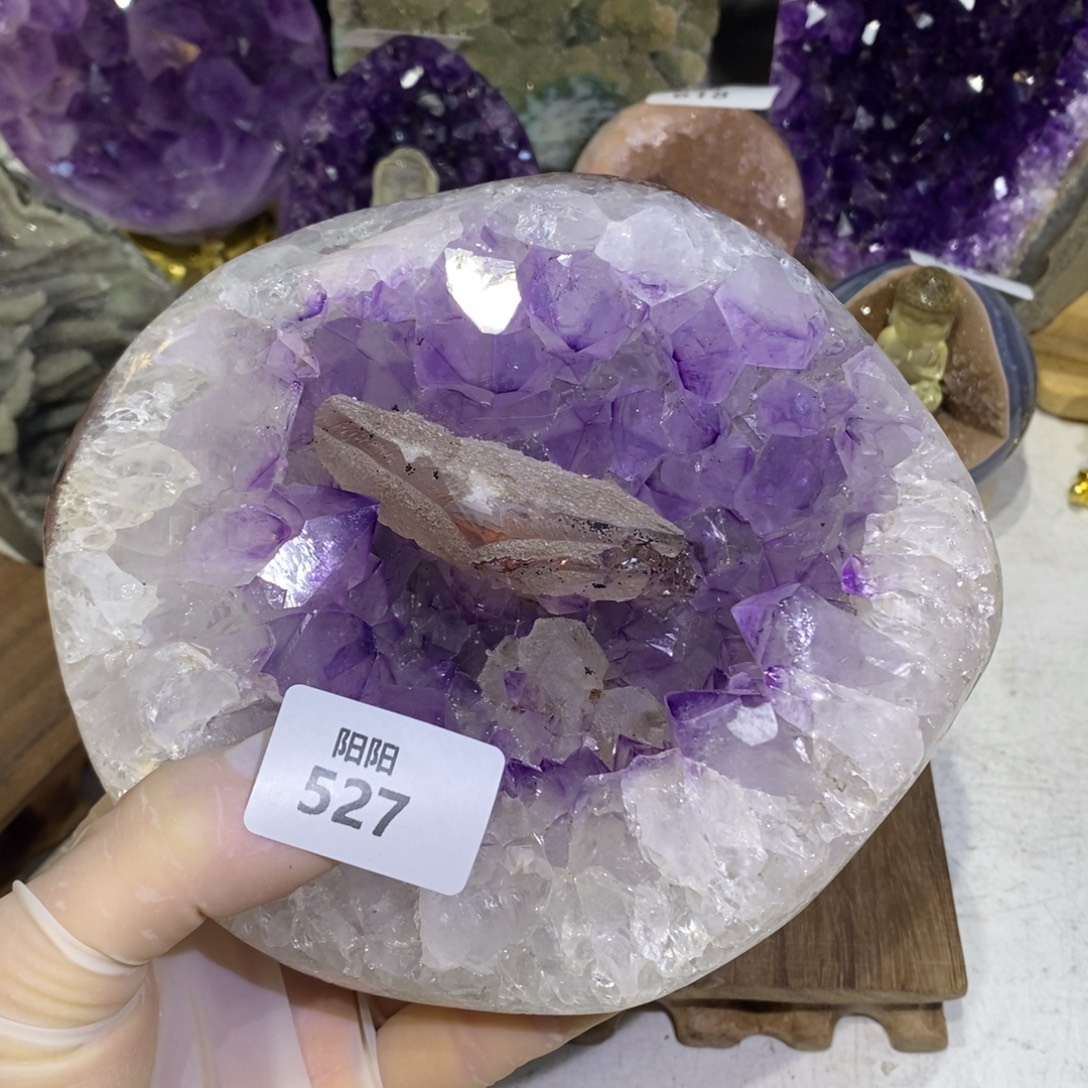 紫晶未镶嵌大型摆件（非配饰）方解石