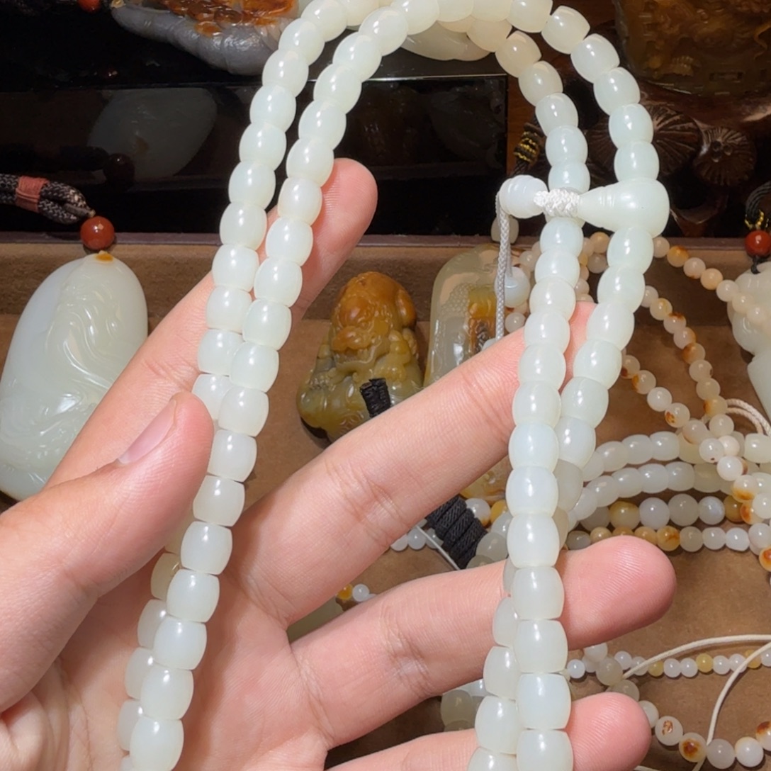 潇***！和田玉未镶嵌笔搁