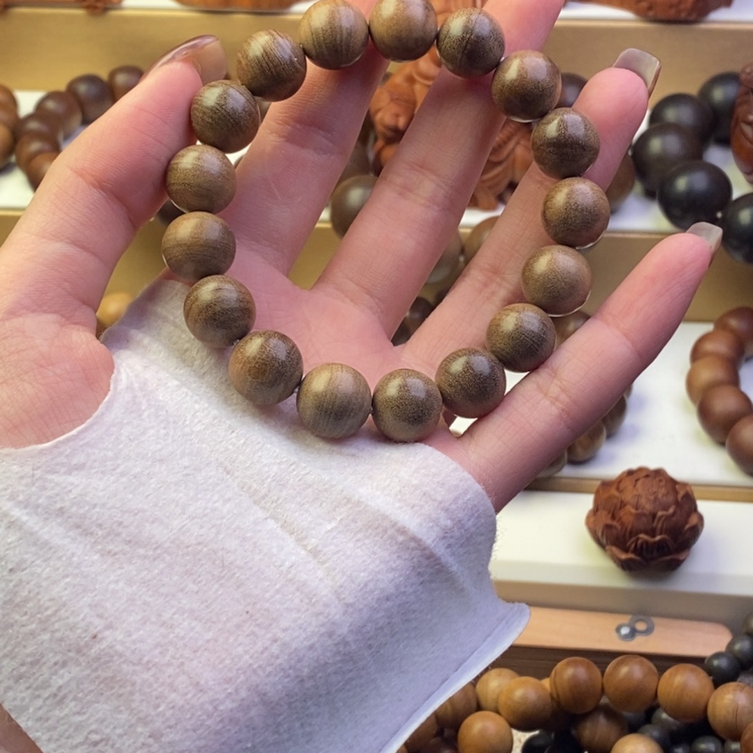 ღ***࿐檀香木手串/手链老山檀香1.2横纹黑肉奶香微瑕开播福利