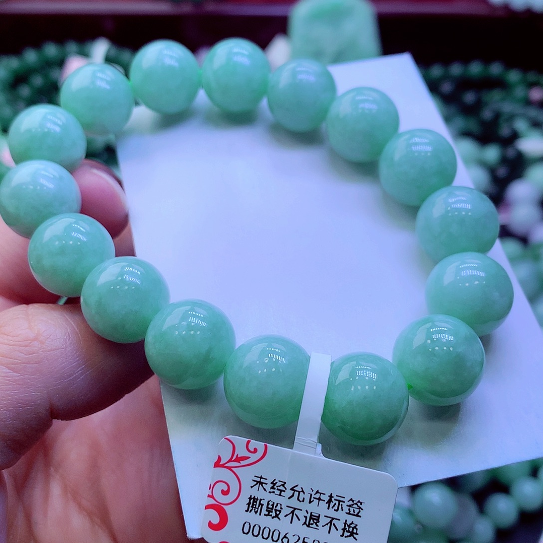 翡翠未镶嵌毛衣链
