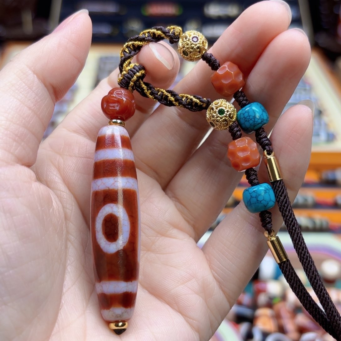 玛瑙/玉髓颈饰合金