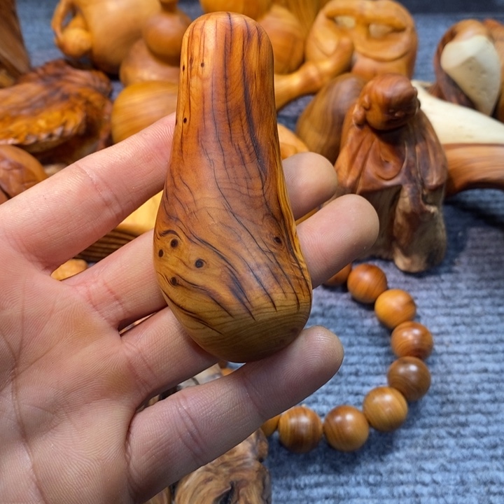 柏木（崖柏）陈化老料把件手串 