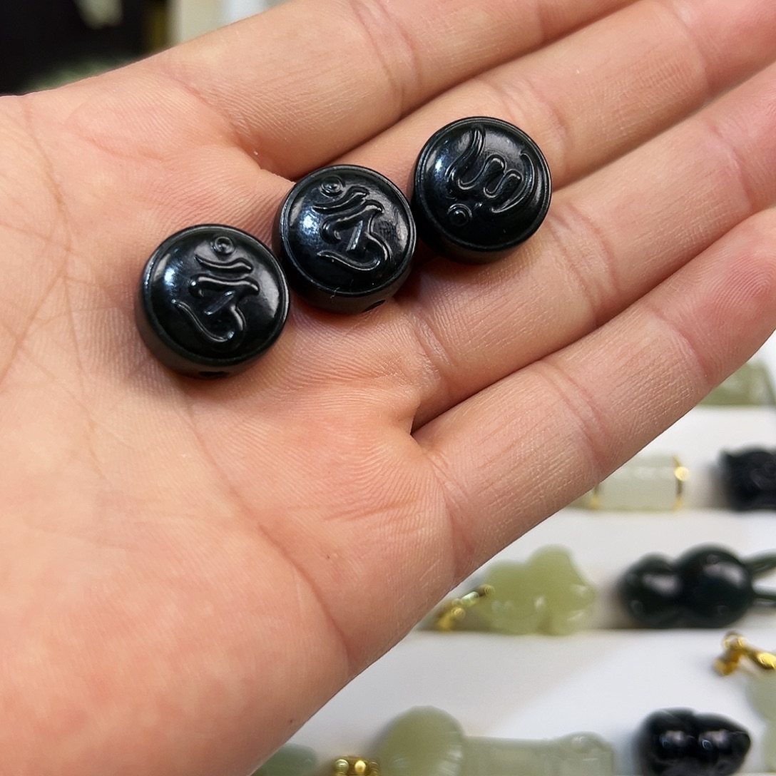 和田玉（碧玉）未镶嵌颈饰