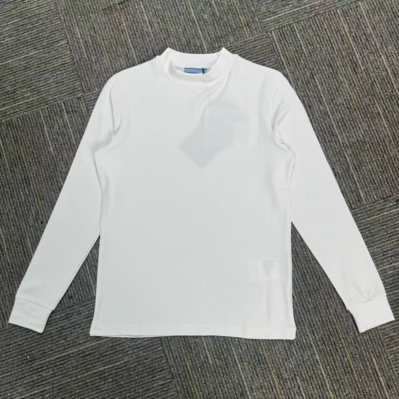 【静静殴货轻奢】双色胸领口标长袖打底衫