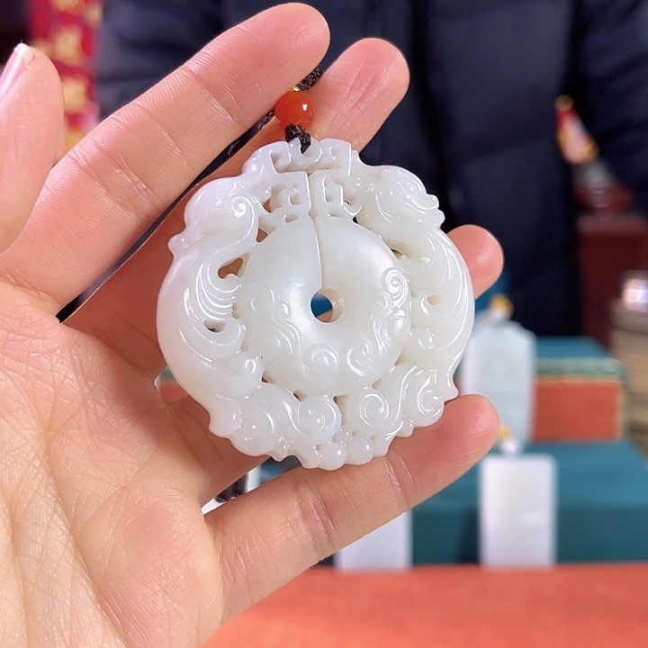 和田玉吊坠未镶嵌