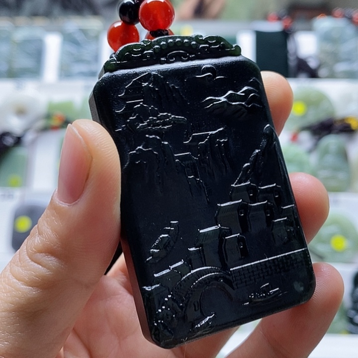 和田玉颈饰未镶嵌