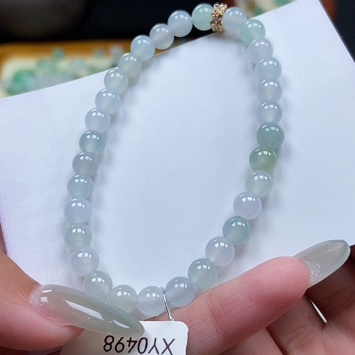 翡翠挂件未镶嵌珠链