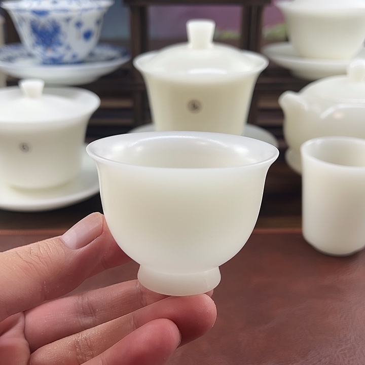 隐唐窑系列/璞玉素烧自生釉65ml高足反口杯